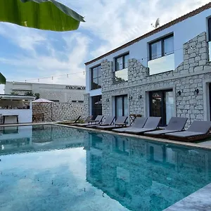 Hotel Trina Talles - Luxury Design Adult Only